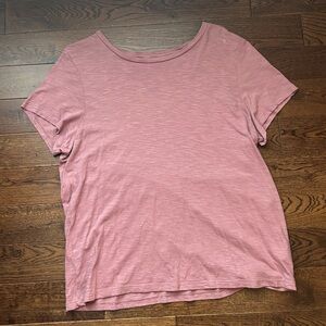 American Eagle Heather Pink Tshirt